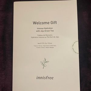 Innisfree Skincare Samples With Pouch And Hairband